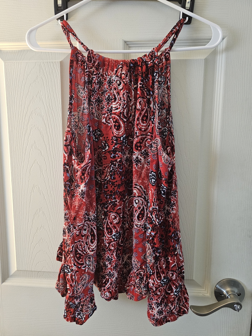 3 TANK Tops Maurices And OLD NAVY
